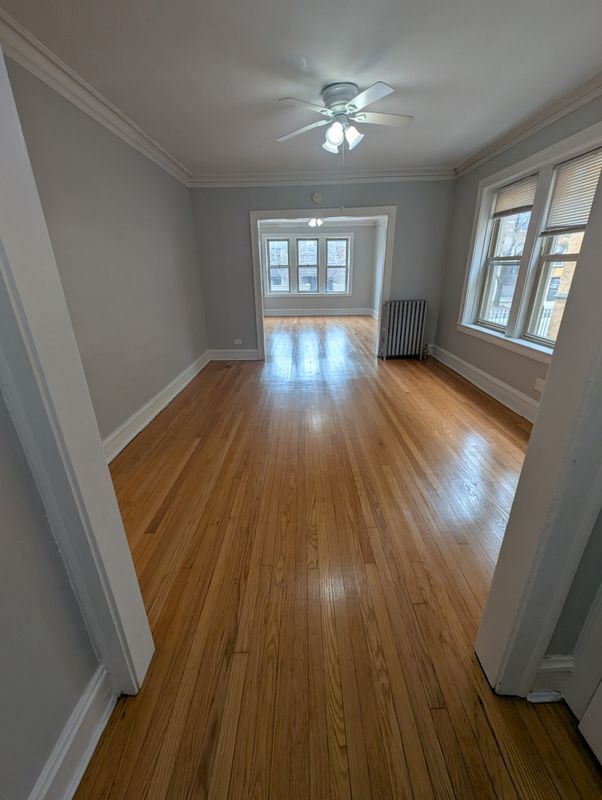 Foto del edificio - 3438 W Foster Ave