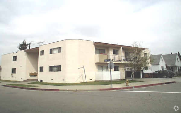 Foto del edificio - Oakhurst Apartments