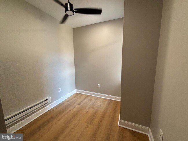 Foto del edificio - 6344 Reedland St