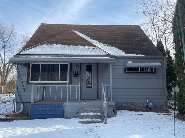 Building Photo - 4331 6th St