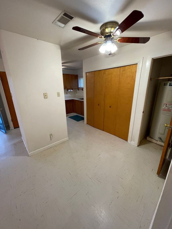 Building Photo - 605 Blanco St