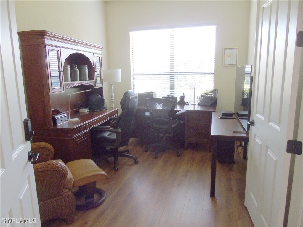 Building Photo - 11006 Longwing Dr