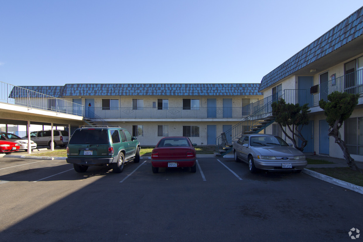 Building Photo - The Gardens Apartments