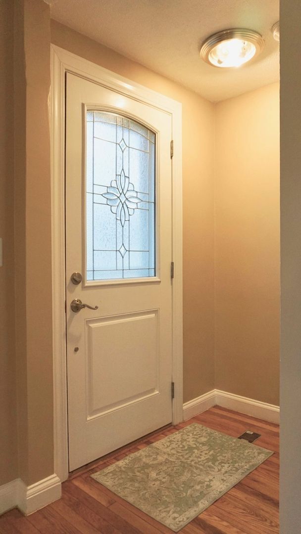 Foto del edificio - Rare 4 BD 1 Bath Single Family Home in Dow...