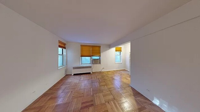 Foto del edificio - 340 E 58th St