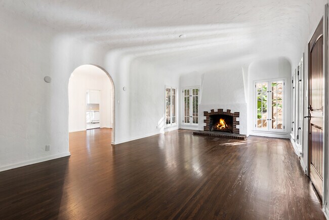 Foto del edificio - 6217 W 6th St