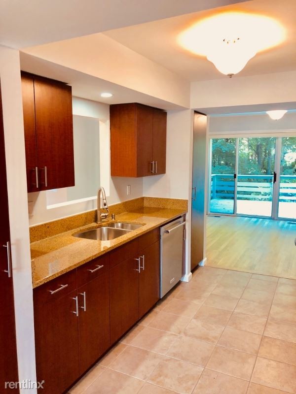 Building Photo - 3 br, 2.5 bath Townhome - 45 Tulip Tree Ln