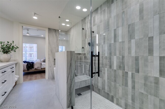 Foto del edificio - 32 E Serene Ave