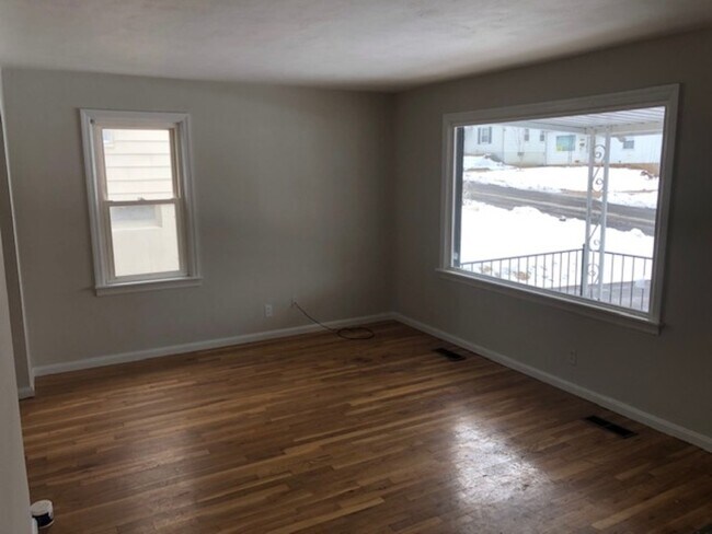 Foto del edificio - 9603 Echo Ln