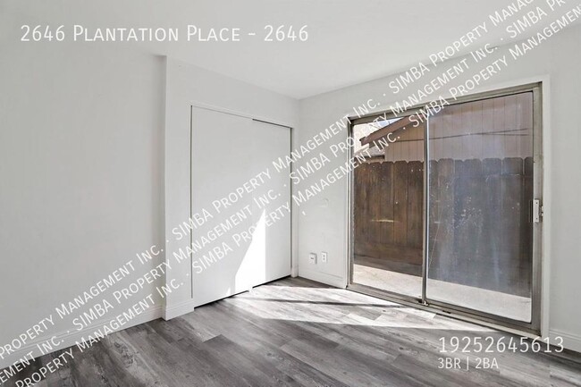 Building Photo - Plantation