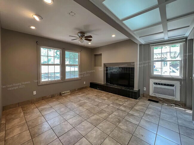 Foto del edificio - 1041 W Portland St