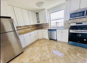 Building Photo - 88-02 Rockaway Beach Blvd