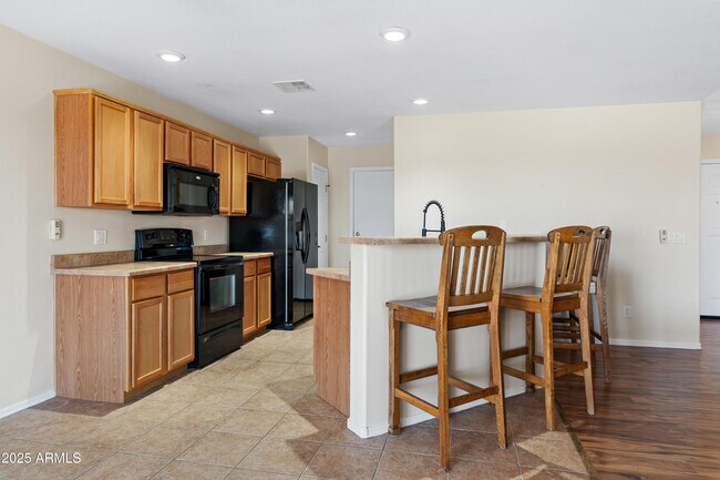 Foto del edificio - 22601 Weaver Valley Dr