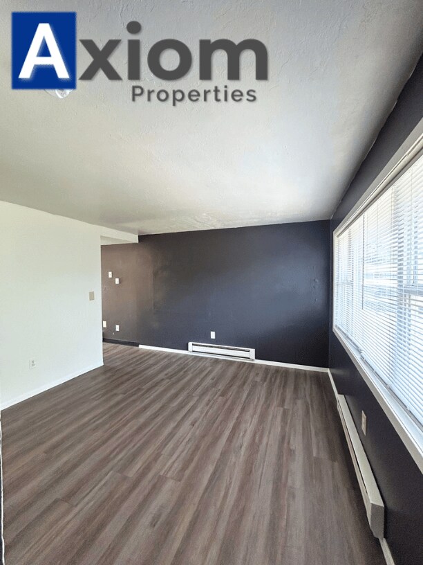 Foto del edificio - 547 Poole-1