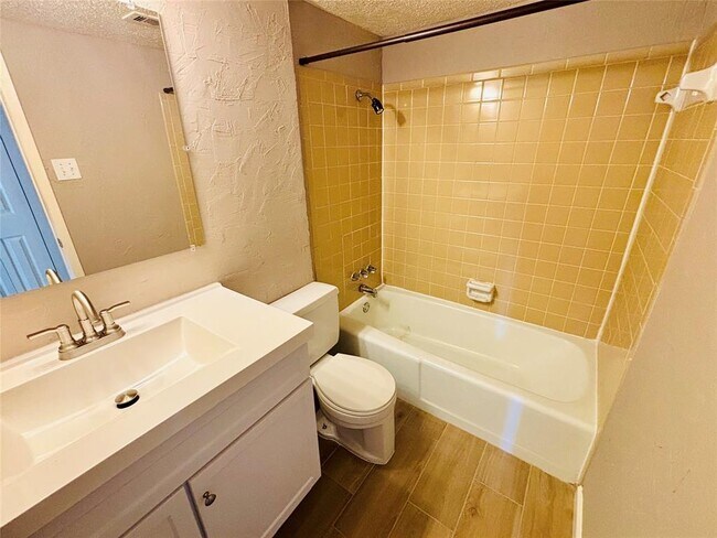 Foto del edificio - 2600 Penny Ln