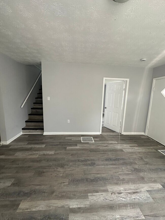 Foto del edificio - Warner Rd 4 Bedroom Single