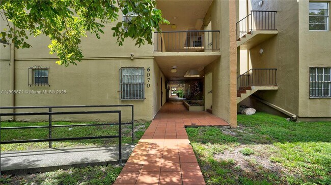 Building Photo - 6070 W 18th Ave