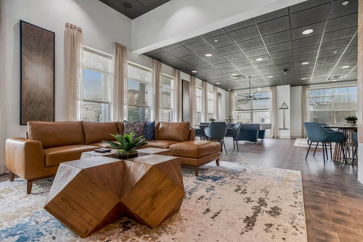 CityView Apartments in North Kansas City, MO