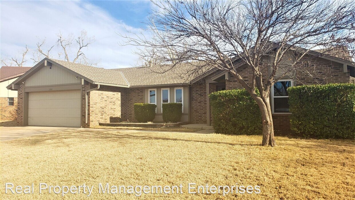 Primary Photo - 3 br, 2 bath House - 12112 Western View Dr