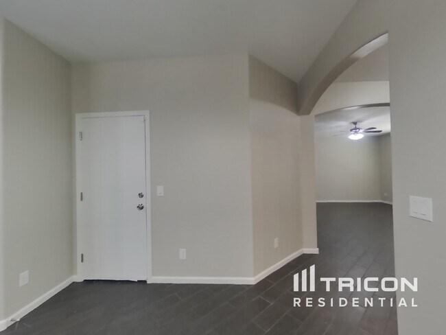 Foto del edificio - 1420 S Ponderosa Dr