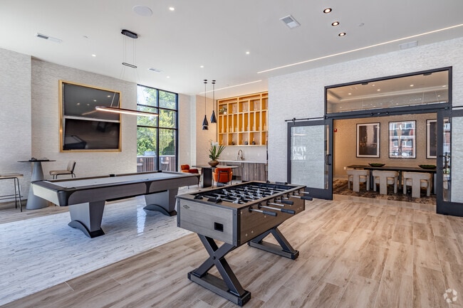 Club Room - Highgate at Livingston