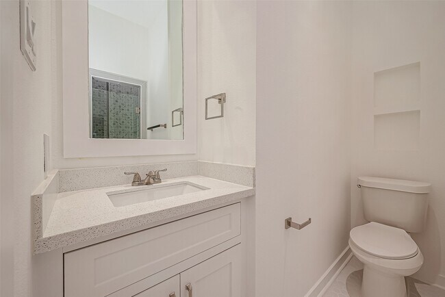 Foto del edificio - 6538 Cohn St