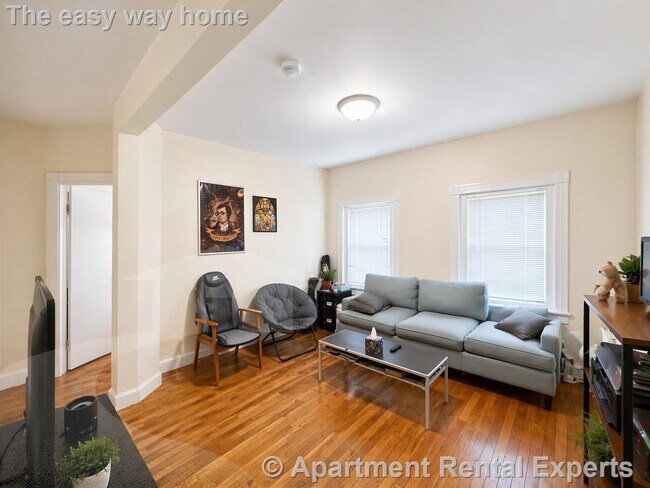 Foto del edificio - 545 Somerville Ave