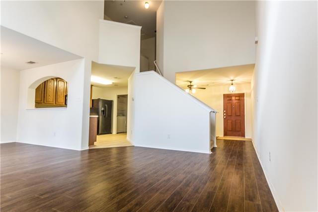 Foto del edificio - 10371 Darkwood Dr