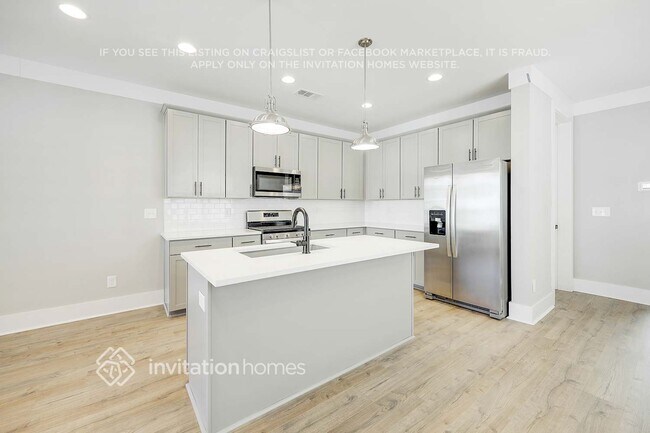 Foto del edificio - 647 Vernon Ave