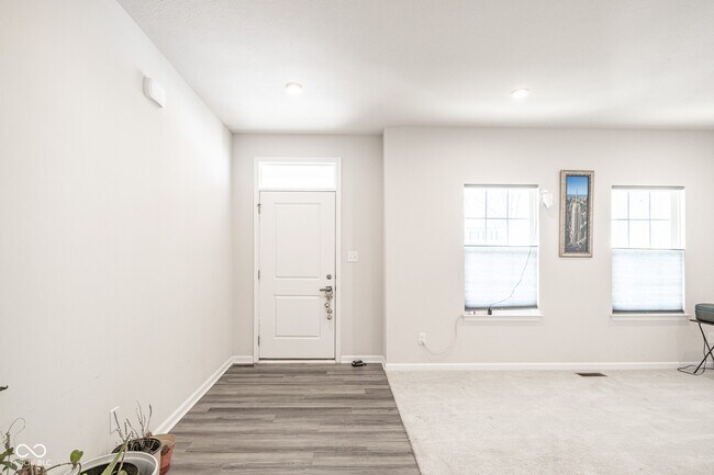 Foto del edificio - 453 Gathering Ln