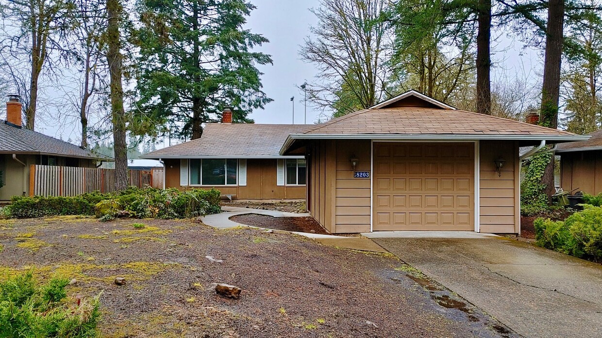 Primary Photo - Tastefully Remodeled 3 Bedroom Home Locate...