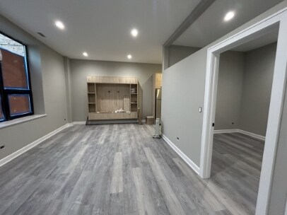 Foto del edificio - 5912 N Nashotah Ave