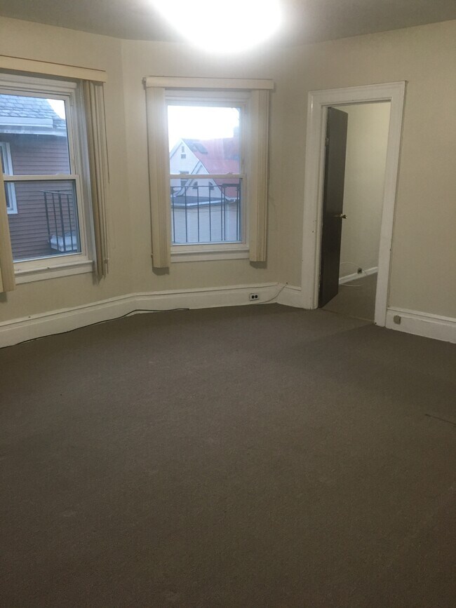 Living Room - 6 Overlook St