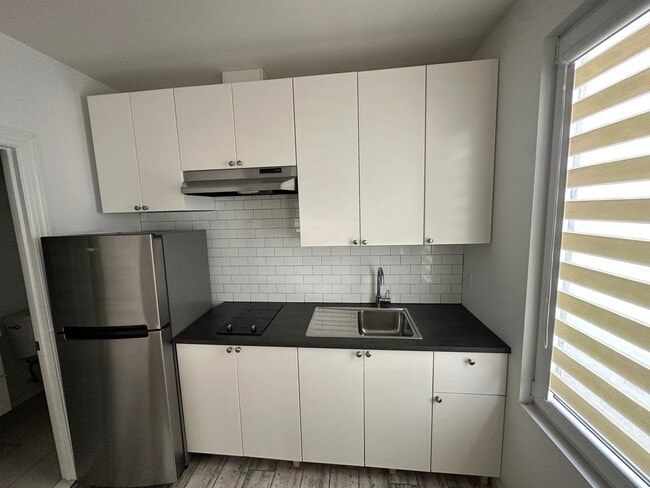 Foto del edificio - 6940 78th St