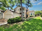 Foto principal - Beautiful and Spacious 4 BR / 3 BA Home fo...
