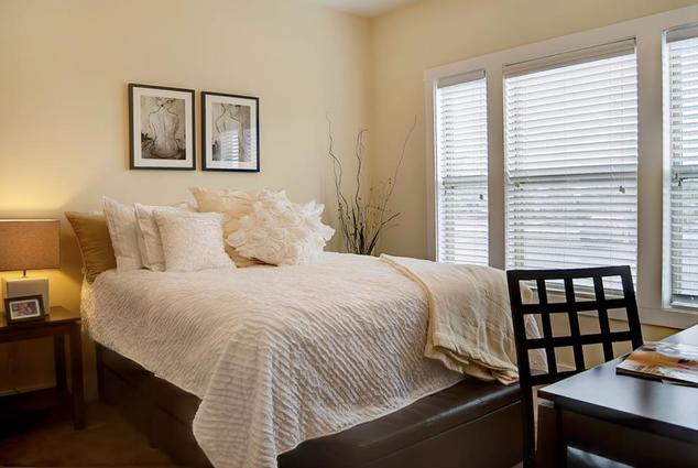 Foto principal - 501 Suburban Dr