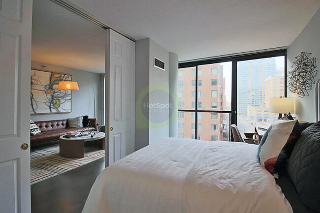 Foto del edificio - 700 S State St