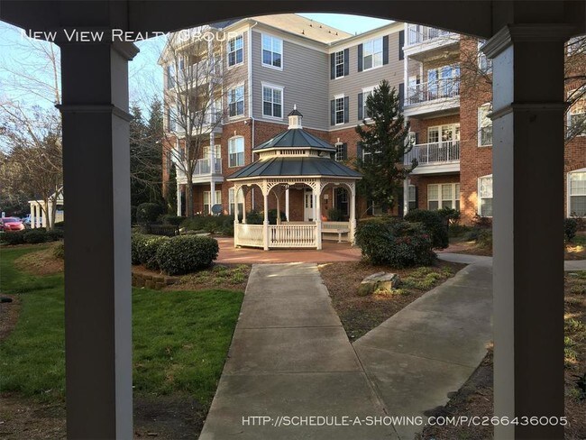 Building Photo - 3156 Margellina Dr