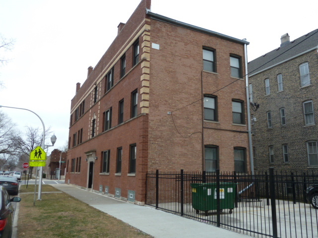 Foto del edificio - 3600 S Wood St