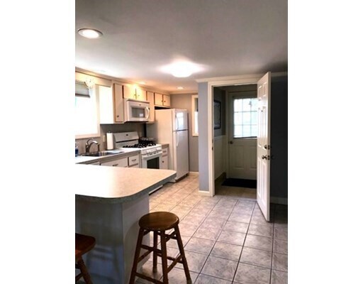 Building Photo - 73 Benefit St