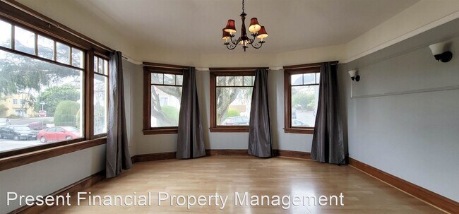Building Photo - 3 br, 2 bath House - 2368 16th Ave