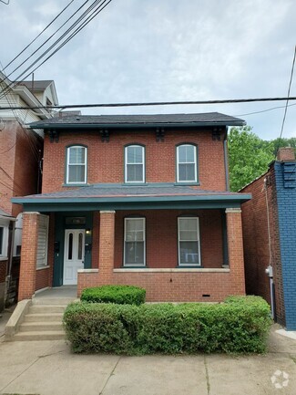 Building Photo - 1718 Middle St