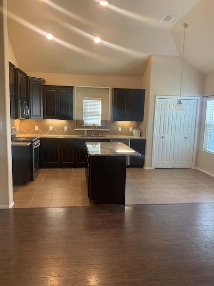 Photo - 2209 Scott Creek Dr House