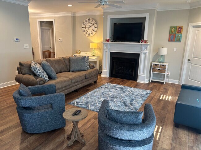Sala de estar - 1155 Stoney Ridge Blvd