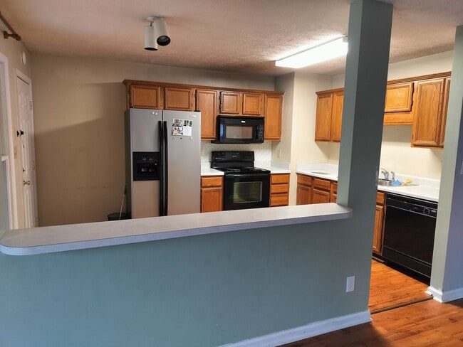 Foto del edificio - More than Fair, on Fair Oaks