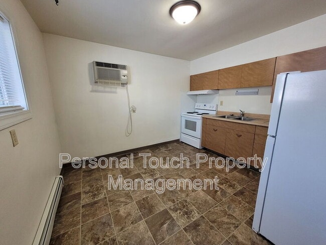 Foto del edificio - 132 6th Ave N