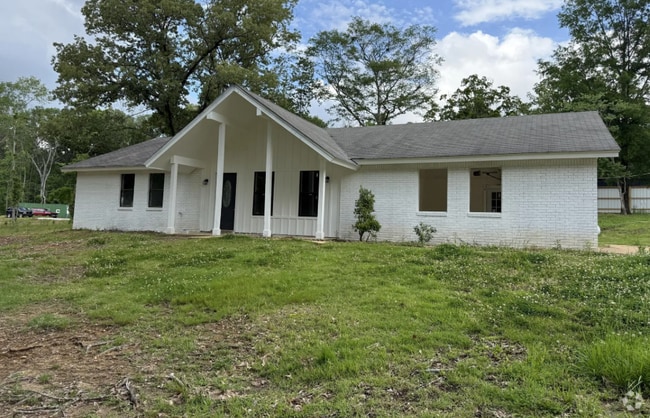 Building Photo - 119 Road 1252
