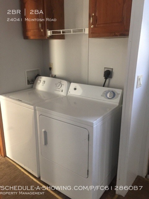 Building Photo - 2 Bed, 2 Bath Trailer