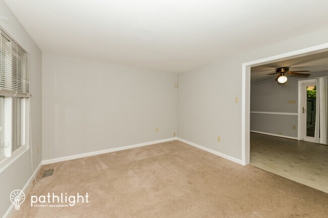Building Photo - 1401 Farmington Rd E, Accokeek, MD, 20607