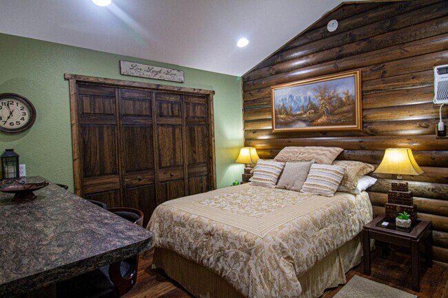 Foto del edificio - 584 Old Hwy 129